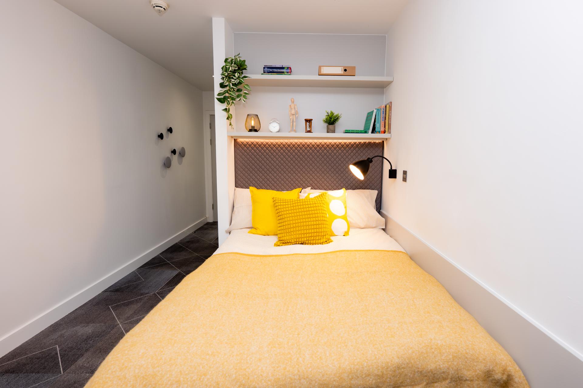 Platinum En-Suite - 12
