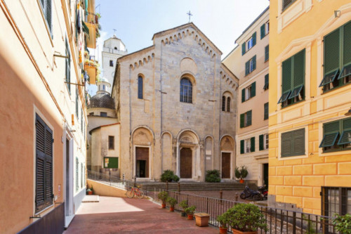 Bright 1-bedroom apartment close to San Giorgio metro station