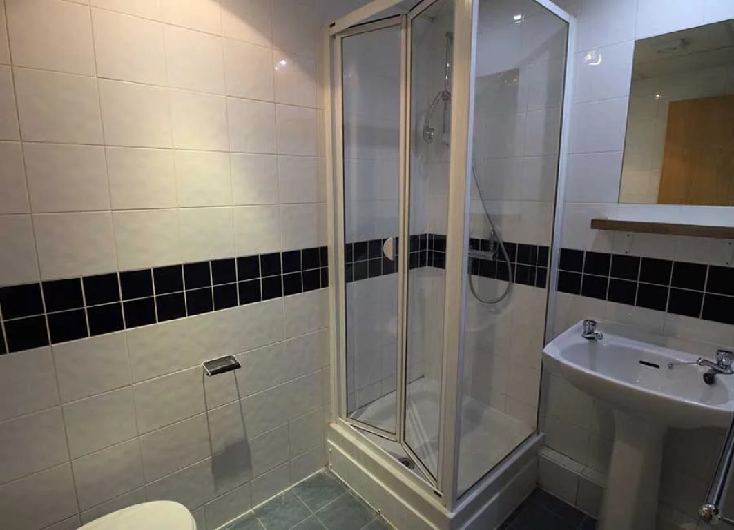  Standard En-Suite Rooms (Halls D)  -  كنج فيشر هولز  - Gallery -  3