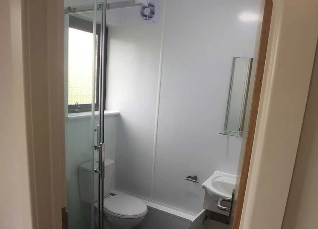  Standard En-Suite Rooms (Halls B)  -  كنج فيشر هولز  - Gallery -  7