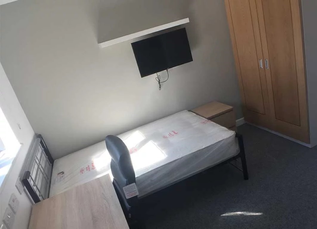  ستاندرد ستوديو  بي - هول  -  كنج فيشر هولز  - Gallery -  8