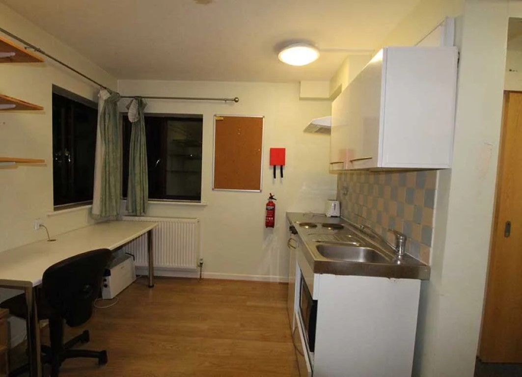  Standard Studio (Halls A)  -  كنج فيشر هولز  - Gallery -  4