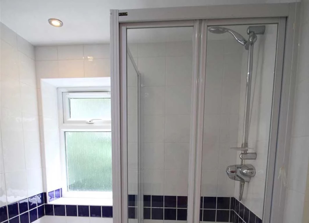  Standard En-Suite Rooms (Halls F)  -  كنج فيشر هولز  - Gallery -  4