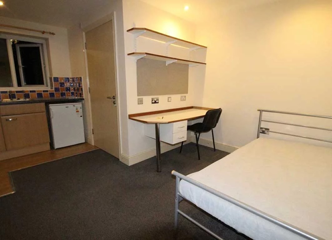  Studios (Halls F)  -  كنج فيشر هولز  - Gallery -  1