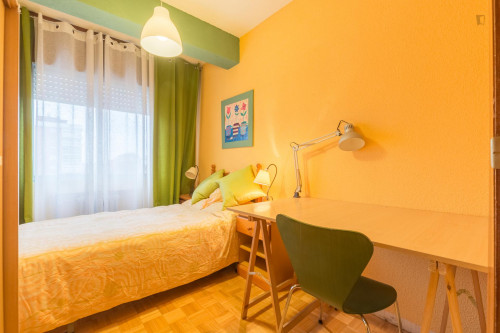 Cosy double bedroom in a flat, close to Universidad de Alcalá - Campus de Alcalá de Henares - Gallery - 23