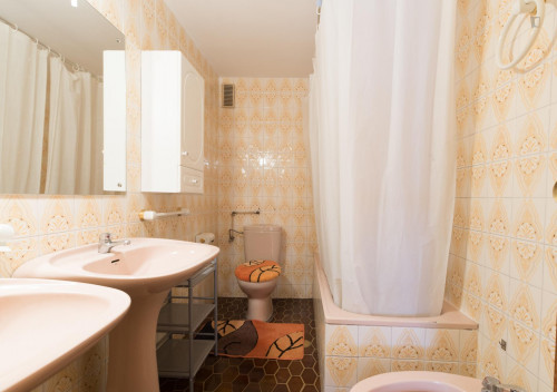 Cosy double bedroom in a flat, close to Universidad de Alcalá - Campus de Alcalá de Henares - Gallery - 7