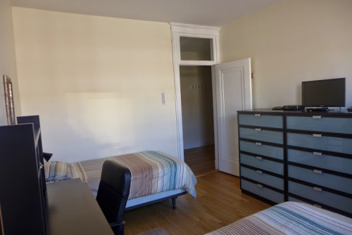 ESL Townhouse - Gallery - 12