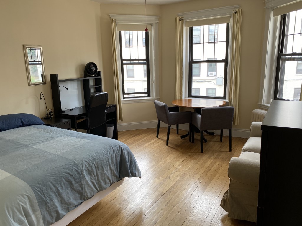 ESL Townhouse - Gallery - 17