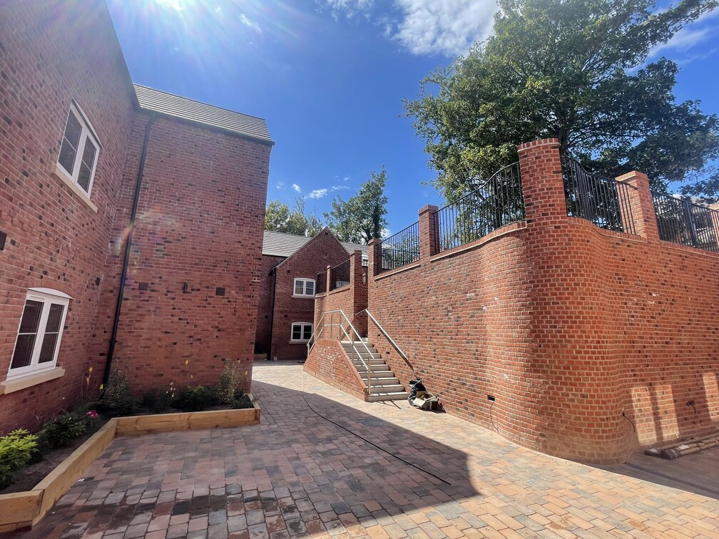 Radmoor House