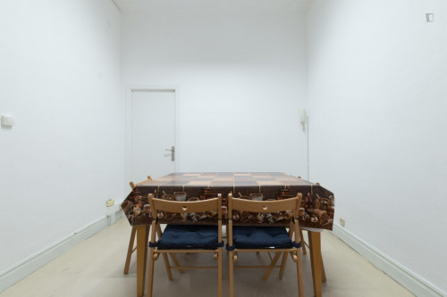 Charming double bedroom in central Madrid, near Palacio Real de Madrid - Gallery - 22