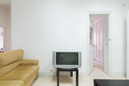 Charming double bedroom in central Madrid, near Palacio Real de Madrid - Gallery - 25