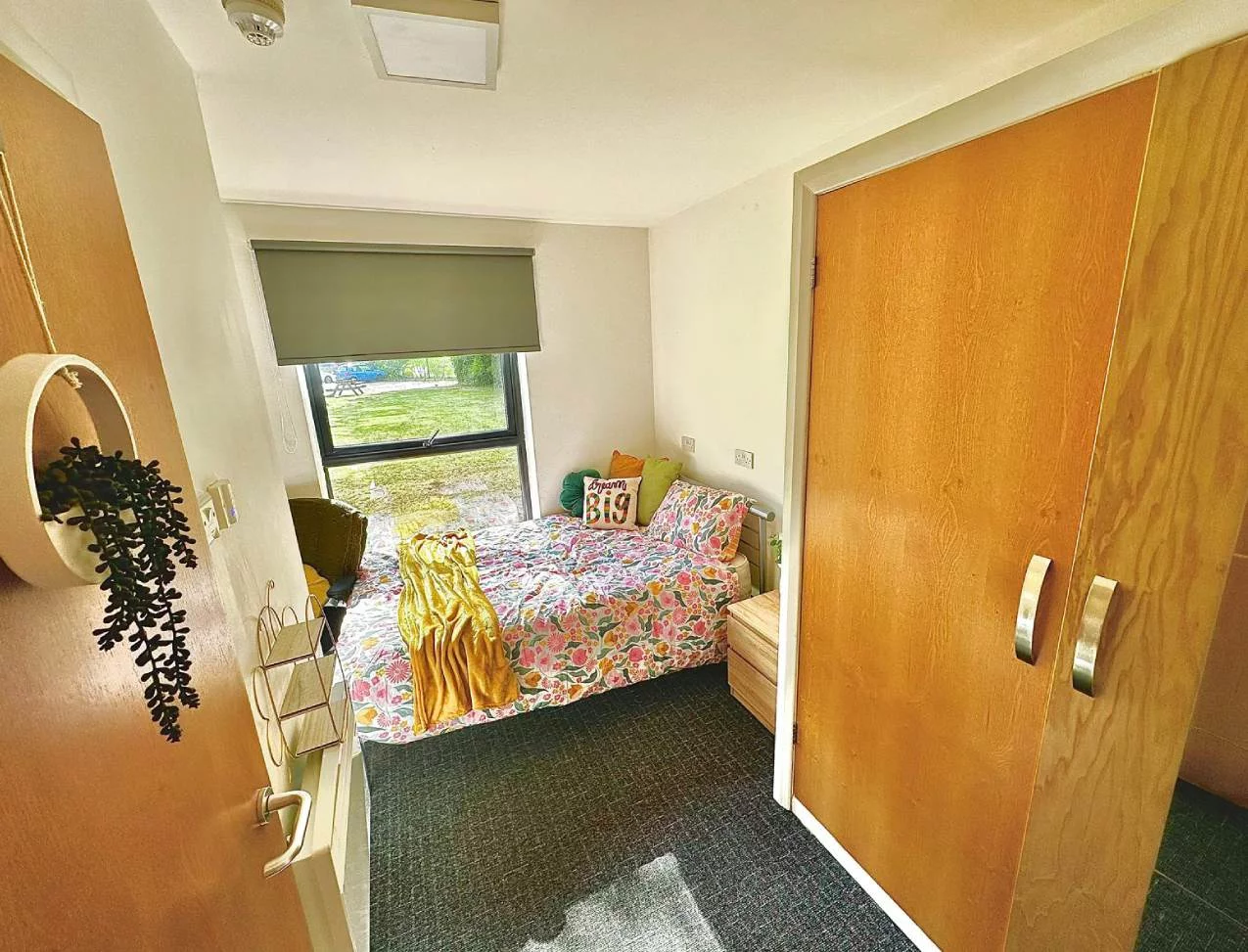  En-Suite Gold - B  -  Forest Court  - Gallery -  6