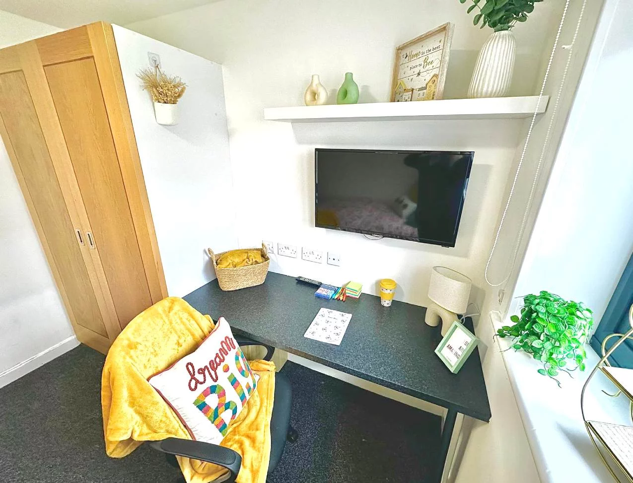  Superior En-Suite  -  Forest Court  - Gallery -  3