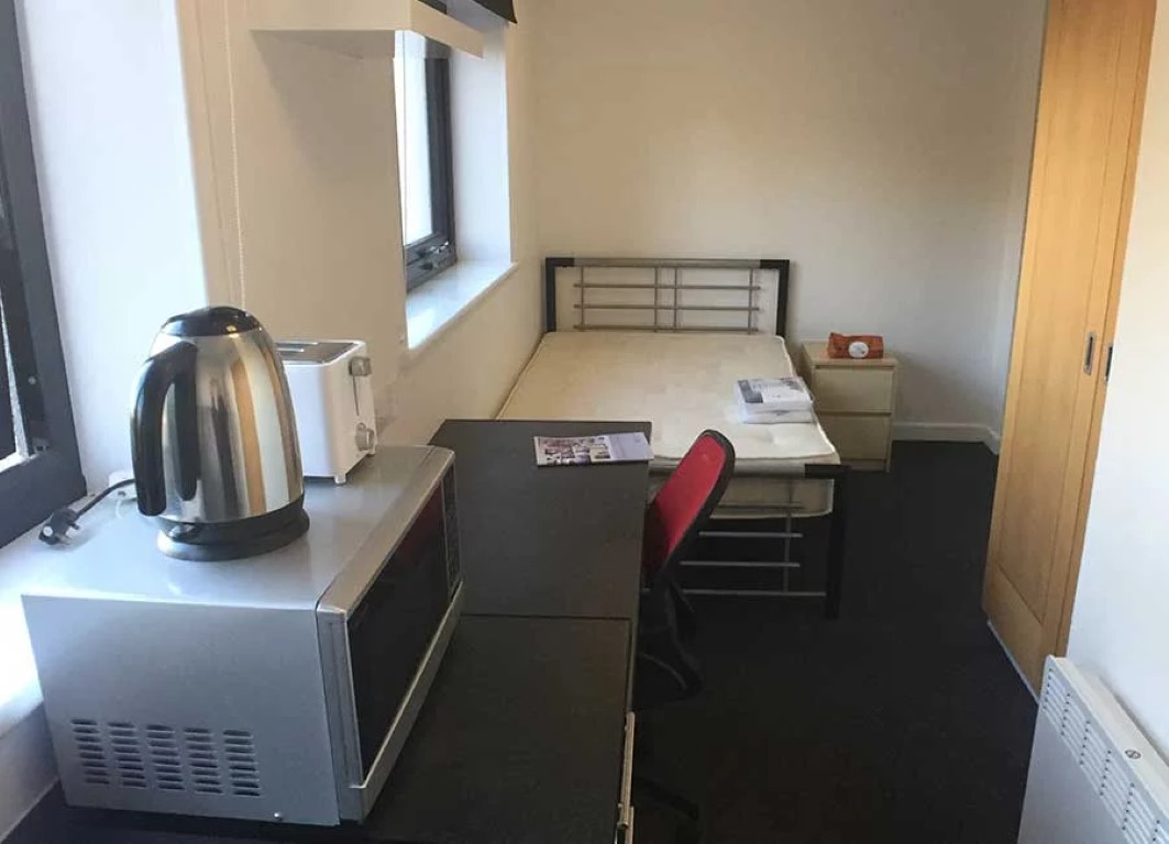  Standard Studio  -  Forest Court  - Gallery -  4