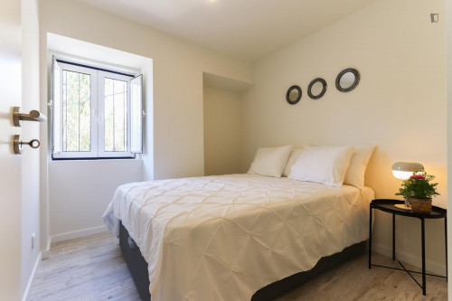Lovely 1-bedroom apartment with balcony not far from Instituto Superior de Agronomia