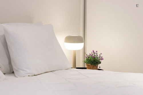 Inviting 1-bedroom apartment in Ajuda  - Gallery -  5