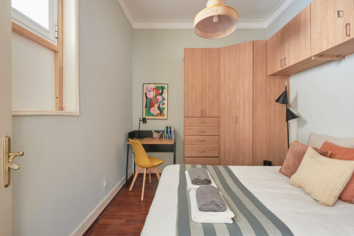 Nice double bedroom close to Picoas metro station