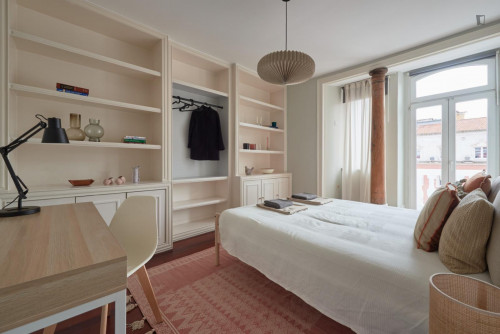 Bright double bedroom near Parque metro station