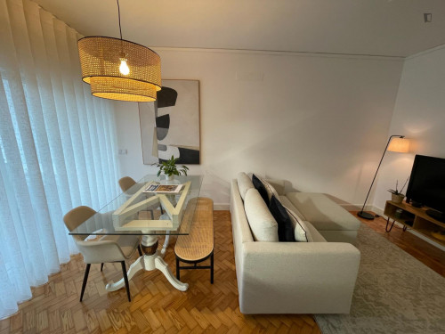 Spacious 1-bedroom apartment with a sunny balcony, in Penha de França