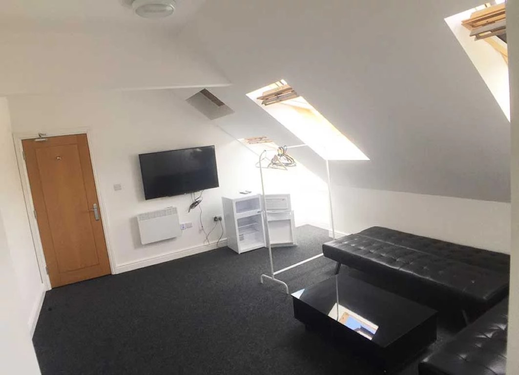  Two Bed Flat  -  Forest Rise  - Gallery -  7