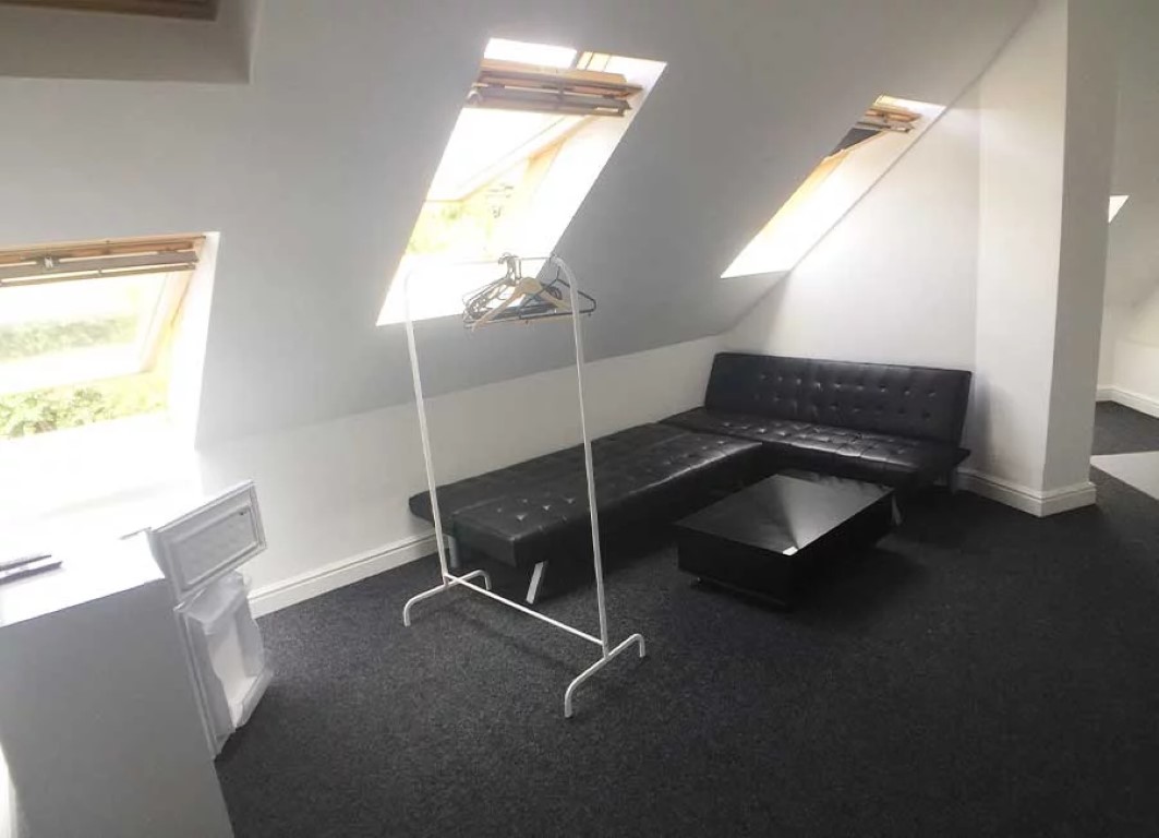  Two Bed Flat  -  Forest Rise  - Gallery -  10