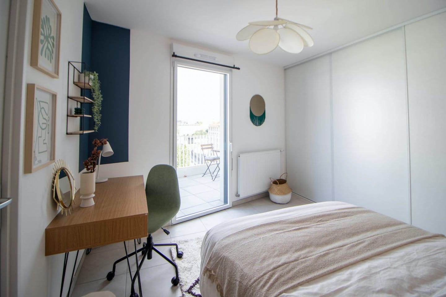 Amazing Bedroom Of 14 M² With Terrace Near Lyon - LYO51 - Spacious 148 m² duplex apartment in Villeurbanne - Gallery - 6