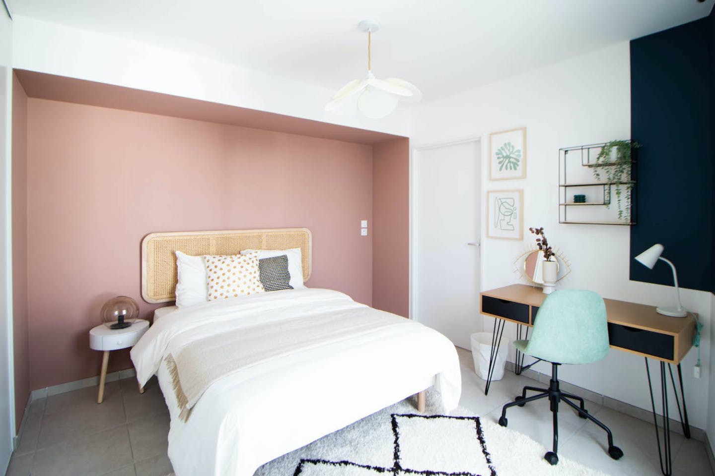 Amazing Bedroom Of 14 M² With Terrace Near Lyon - LYO51 - Spacious 148 m² duplex apartment in Villeurbanne - Gallery - 2