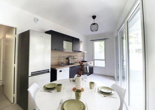 Emile Zola Home III - Gallery - 14