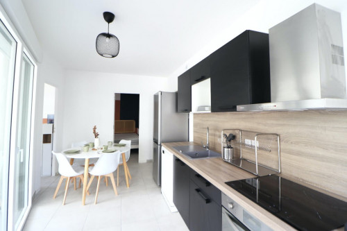Emile Zola Home III - Gallery - 20