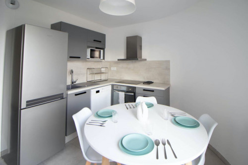 Emile Zola Home V - Gallery - 45