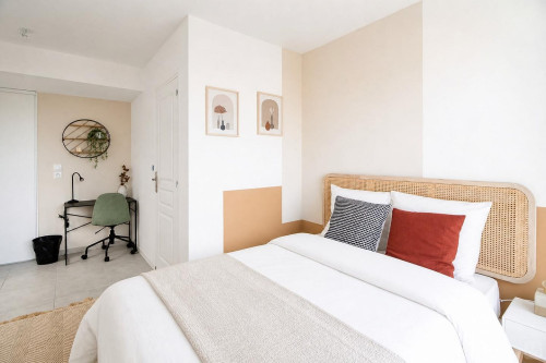 Emile Zola Home V - Gallery - 17