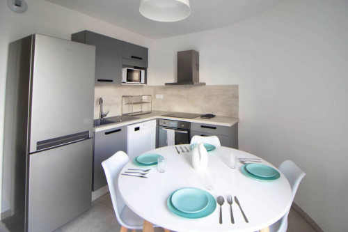 Emile Zola Home V - Gallery - 38