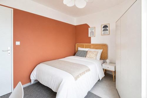 Emile Zola Home V - Gallery - 13