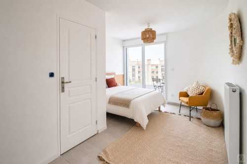 Emile Zola Home V - Gallery - 29