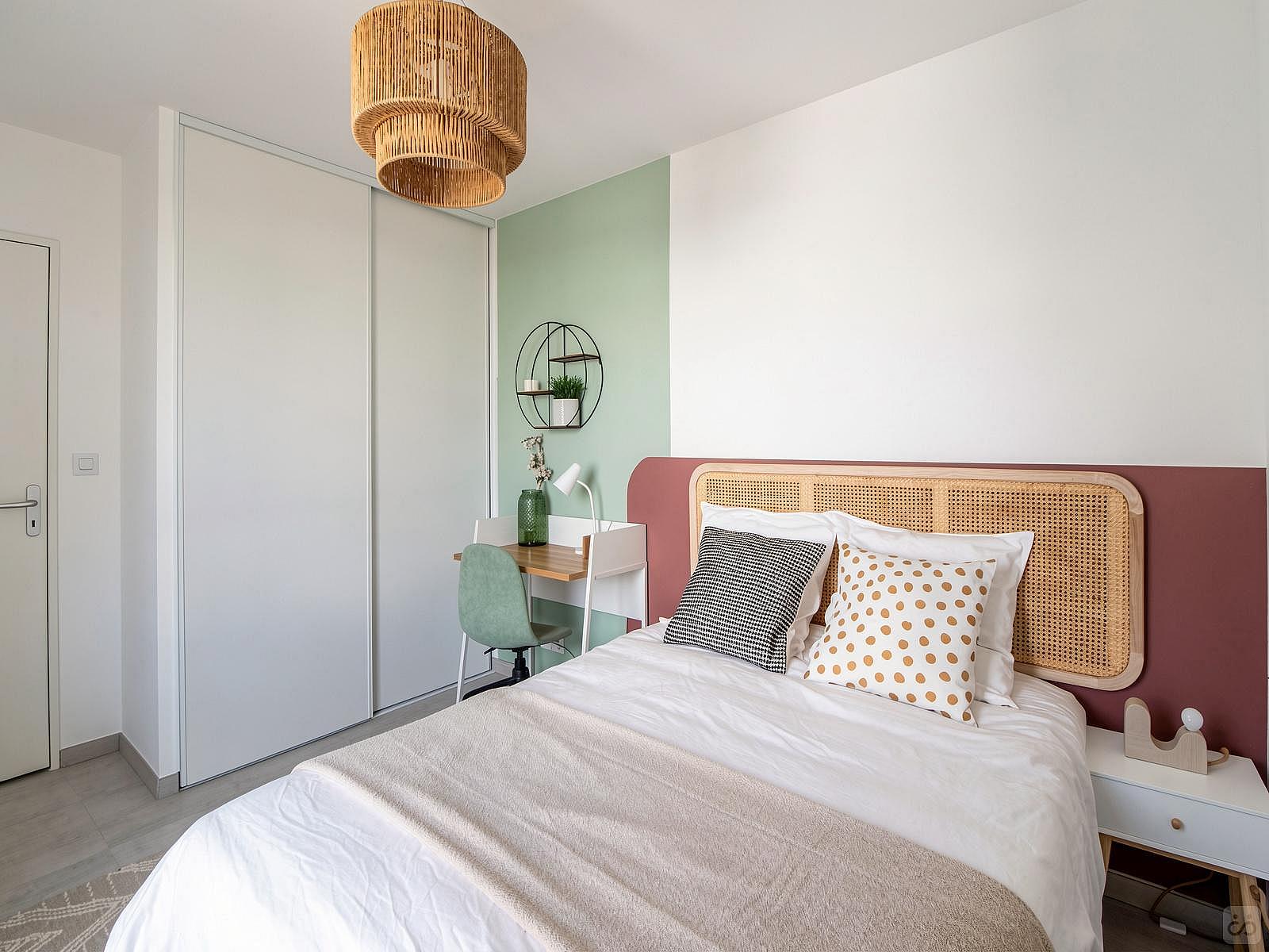  Warm Bedroom Of 12 M² To Rent  -  Majestic 136 m² duplex in coliving in Villeurbanne  - Gallery -  4