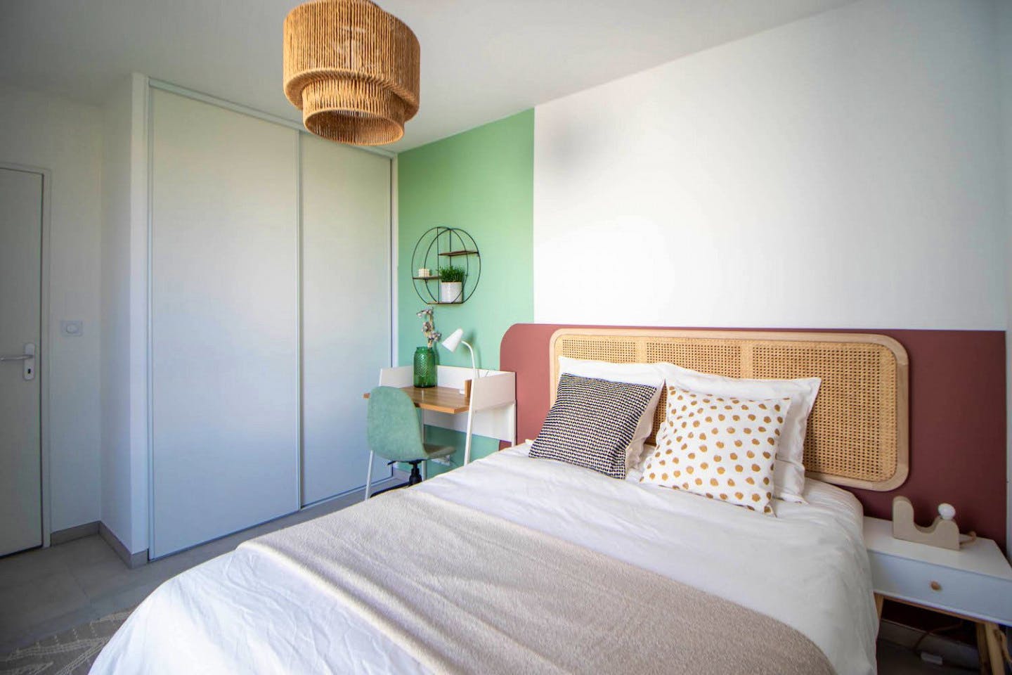  Warm Bedroom Of 12 M² To Rent  -  Majestic 136 m² duplex in coliving in Villeurbanne  - Gallery -  12