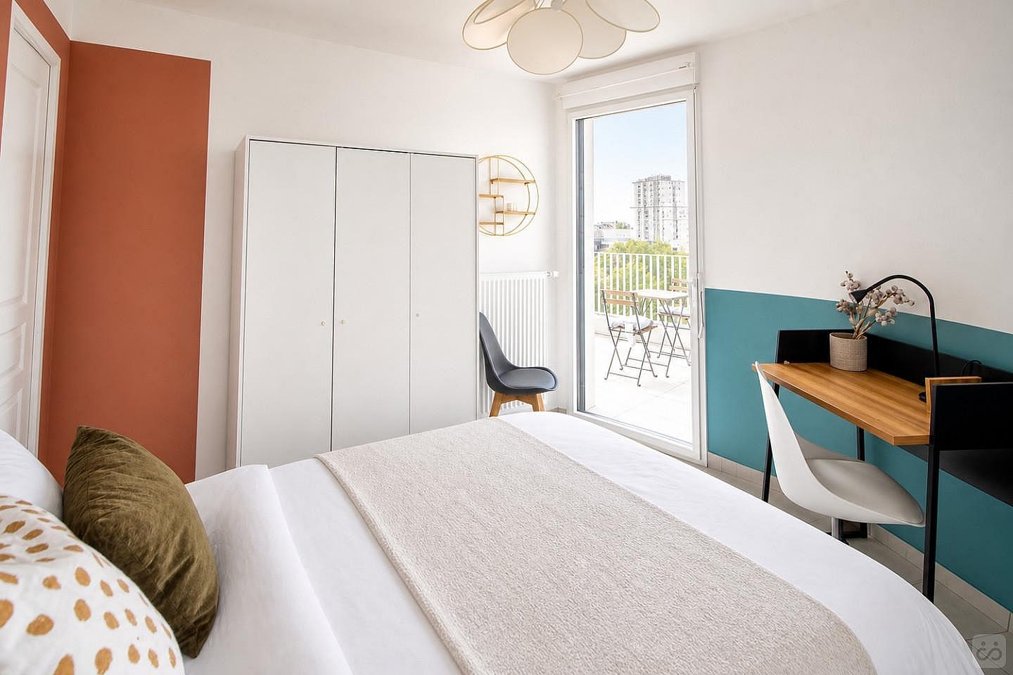Industrial Style 10 M² Room To Rent - 1
