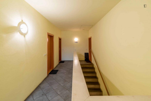 Bright 1-bedroom apartment close to Church of St. Cyril and Methodius - Gallery - 8