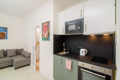 Bright 1-bedroom apartment close to Church of St. Cyril and Methodius - Gallery - 5