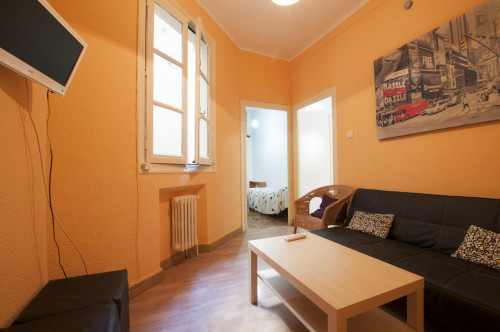 Single bedroom near central Gran Vía