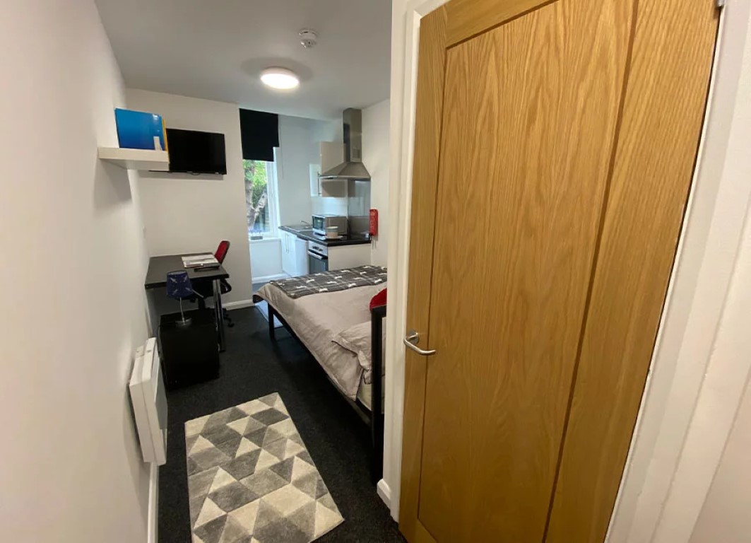  Standard Studio  -  Regent Road  - Gallery -  3
