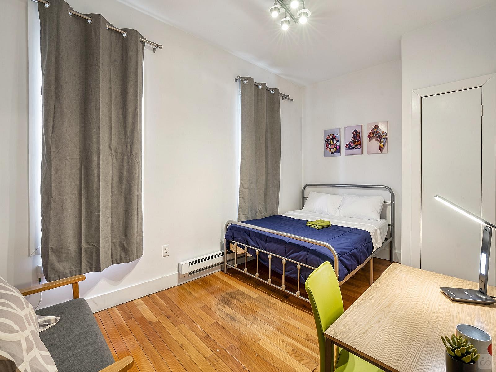 Private Room (full Size Bed) - 82