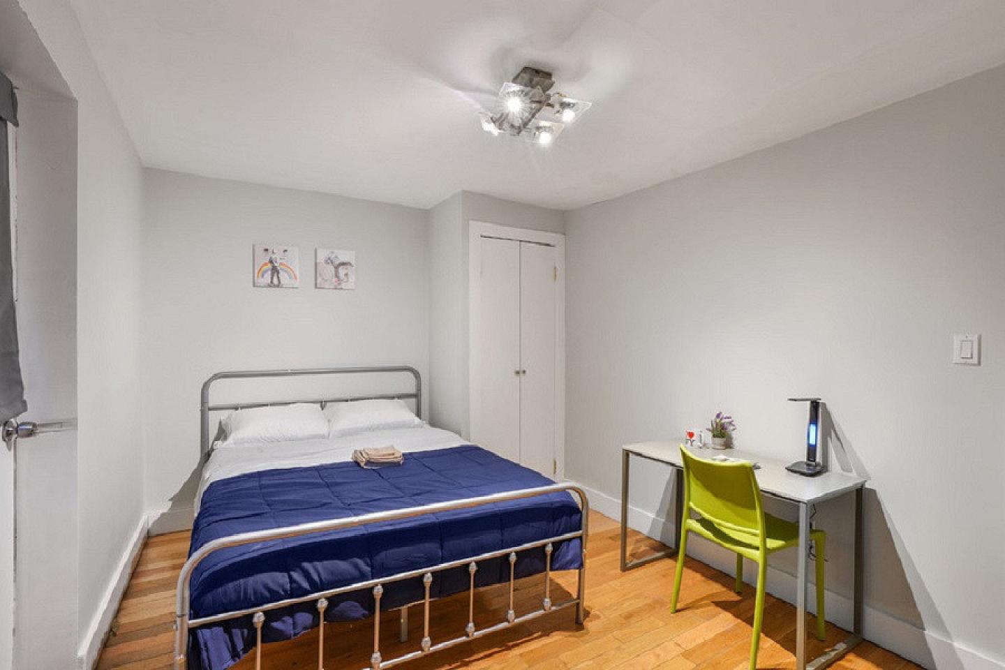 Private Room (full Size Bed) - 76