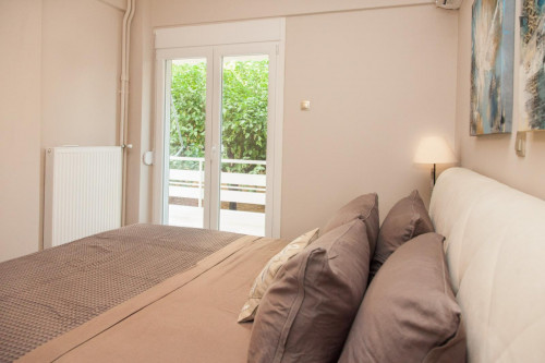 Aurora: Bright 1st floor 1-bedroom flat in Glyfada with balconies all around - Gallery - 19