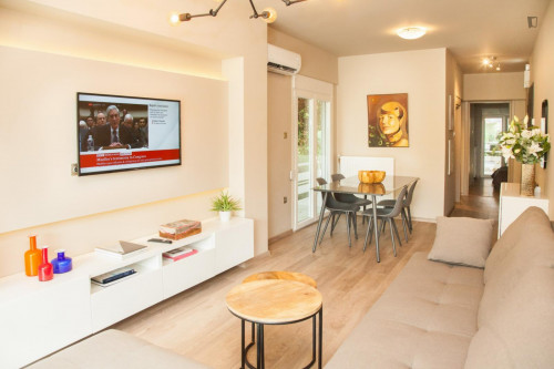 Aurora: Bright 1st floor 1-bedroom flat in Glyfada with balconies all around - Gallery - 33