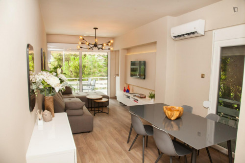 Aurora: Bright 1st floor 1-bedroom flat in Glyfada with balconies all around - Gallery - 28