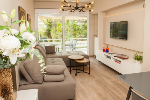 Aurora: Bright 1st floor 1-bedroom flat in Glyfada with balconies all around - Gallery - 30