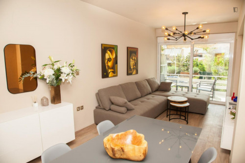 Aurora: Bright 1st floor 1-bedroom flat in Glyfada with balconies all around - Gallery - 29