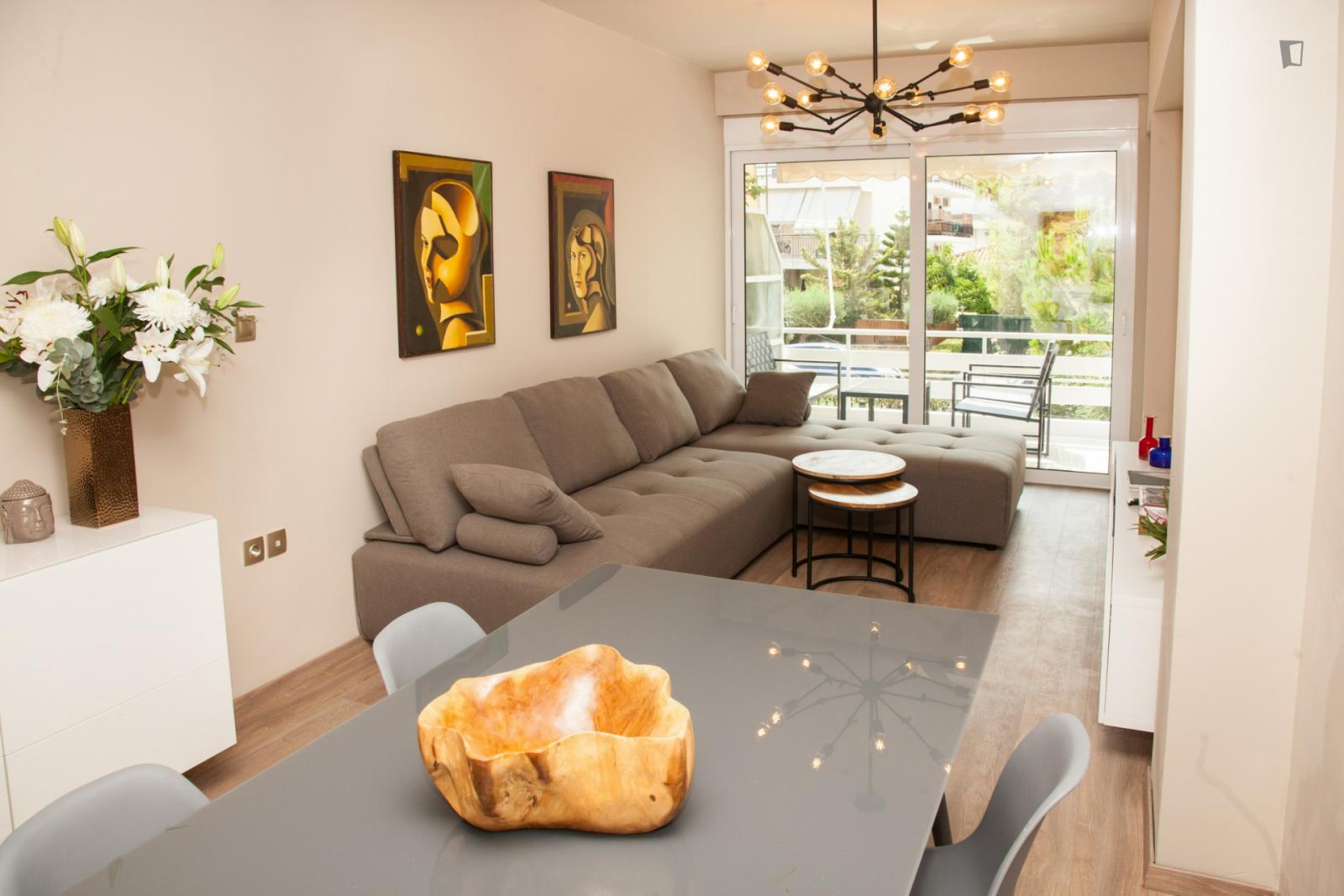  Aurora: Bright 1st Floor 1-Bedroom Flat In Glyfada With Balconies All Around  -  Aurora: Bright 1st floor 1-bedroom flat in Glyfada with balconies all around  - Gallery -  1
