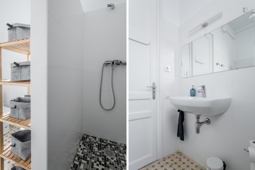 Snug single bedroom near the Rocafort metro  - Gallery -  5